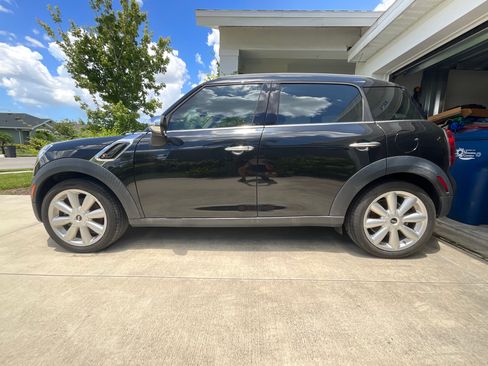 Used 2014 MINI Cooper Countryman S FWD image 1