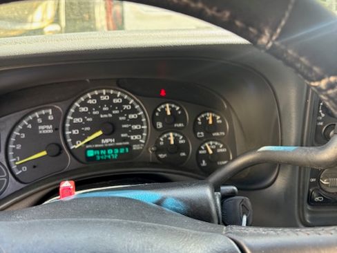 Used 2001 Chevrolet Silverado 1500 LS w/ Off-Road Chassis Pkg image 17