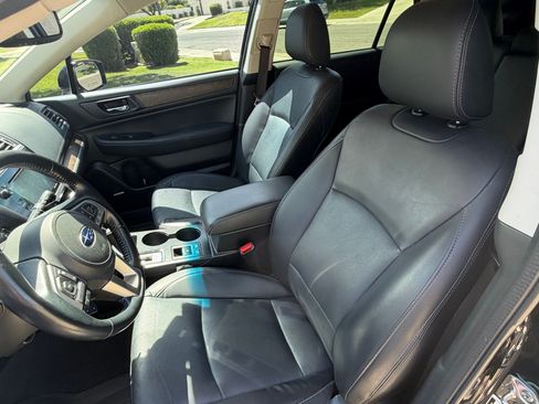 Used 2016 Subaru Outback 2.5i Limited AWD/4WD image 13