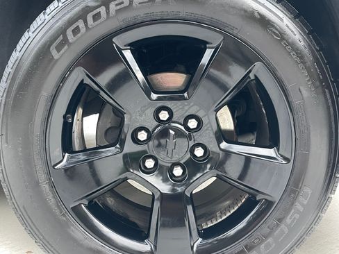 Used 2017 Chevrolet Tahoe LT w/ Luxury Package image 15