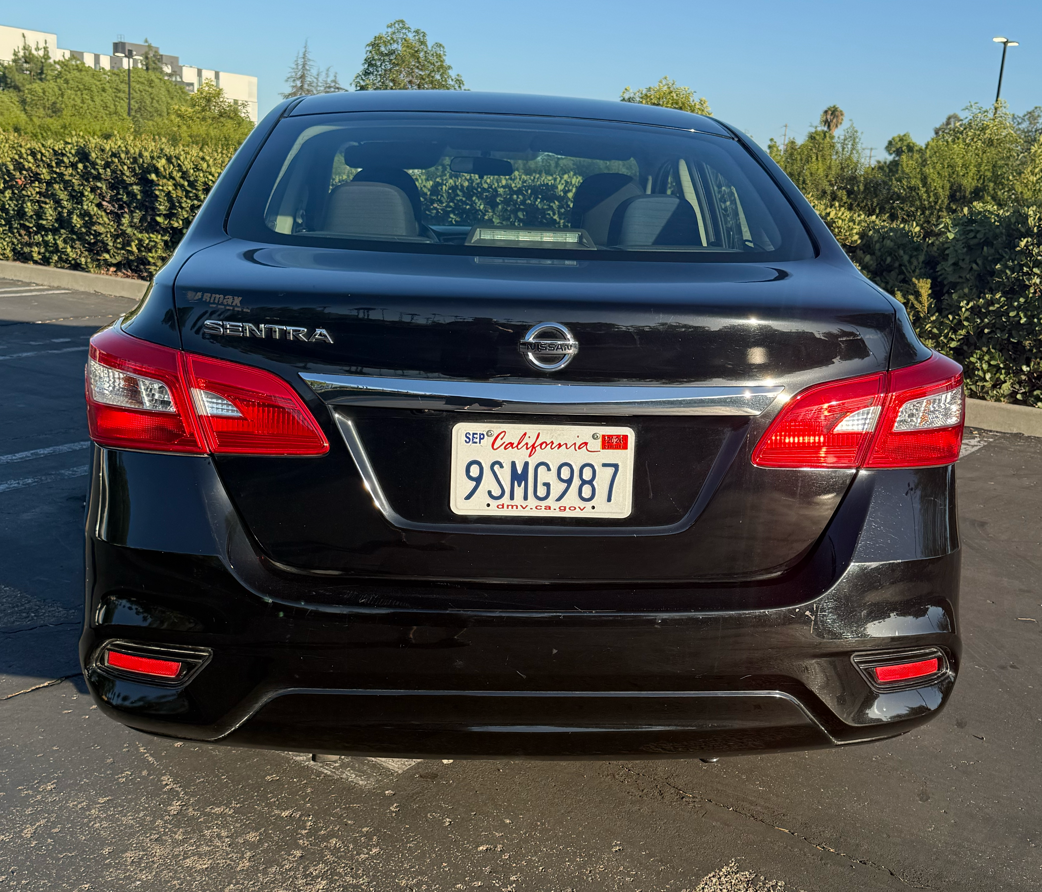 Used 2018 Nissan Sentra S FWD image 6