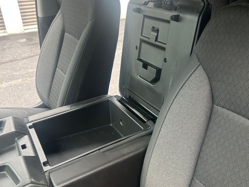 Used 2020 GMC Sierra 1500 SLE w/ SLE Value Package image 24