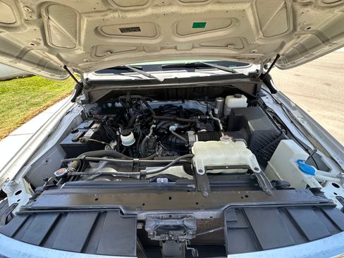 Used 2021 Nissan NV 3500 SL RWD image 12