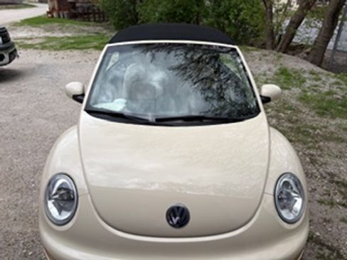 Used 2003 Volkswagen Beetle GLS FWD image 6