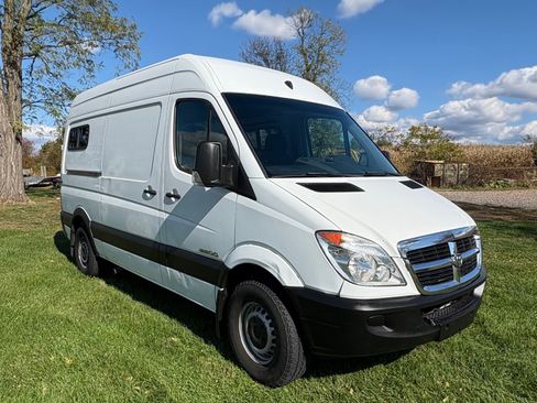 Used 2008 Dodge Sprinter 2500 w/ Premium Sound Group I image 4