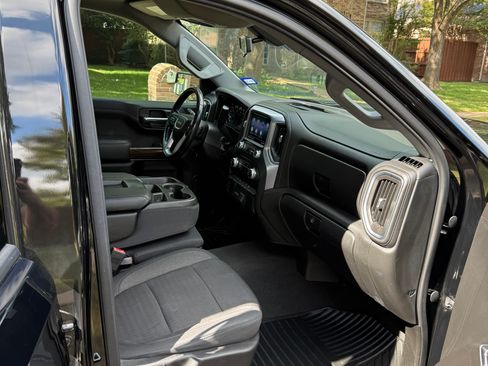 Used 2020 GMC Sierra 1500 Elevation image 13