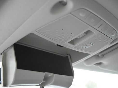 Used 2018 Nissan Pathfinder SL w/ SL Premium Package image 32