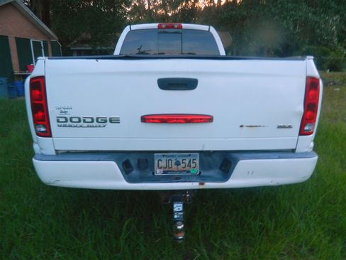 Used 2004 Dodge Ram 3500 Truck SLT w/ Sport Appearance Group image 6