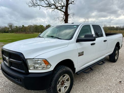 Used 2016 RAM 2500 Tradesman image 1