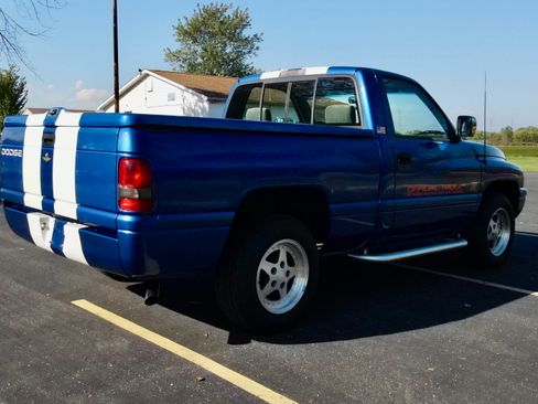 Used 1996 Dodge Ram 1500 Truck 2WD Regular Cab image 9