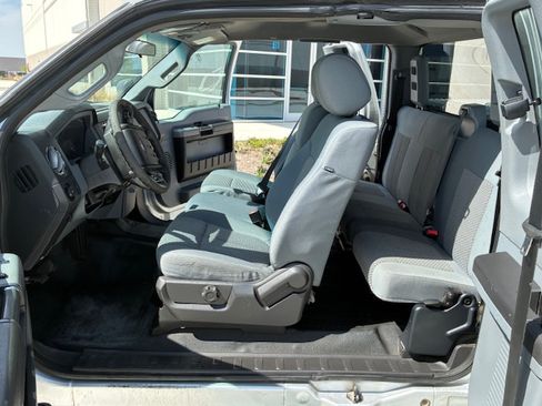 Used 2015 Ford F250 XLT image 11