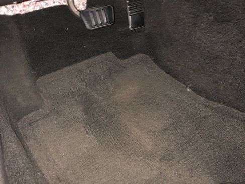 Used 2007 Ford Mustang Deluxe Convertible image 16