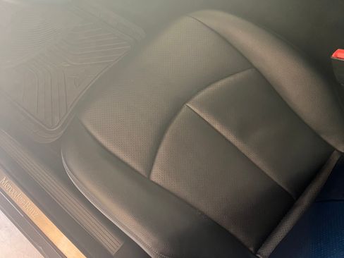 Used 2007 Mercedes-Benz E 320 BlueTEC Sedan image 30