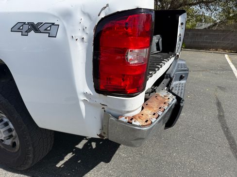 Used 2007 Chevrolet Silverado 2500 W/T w/ LS Package image 14