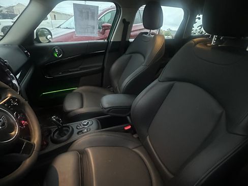 Used 2024 MINI Cooper Countryman S FWD image 8