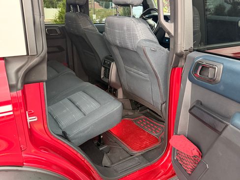 Used 2025 Ford Bronco Heritage Edition AWD/4WD image 9