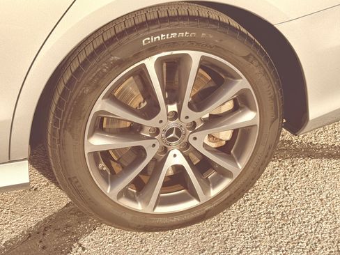 Used 2021 Mercedes-Benz E 450 4MATIC Sedan image 26