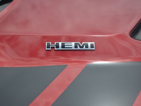 Used 2009 Dodge Challenger R/T image 26