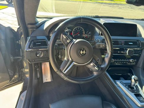 Used 2016 BMW M6 Coupe RWD image 17