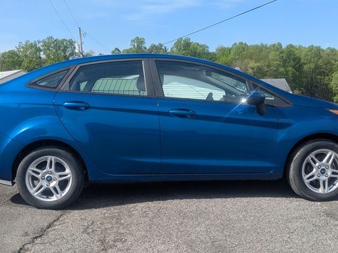 Used 2019 Ford Fiesta SE FWD image 4