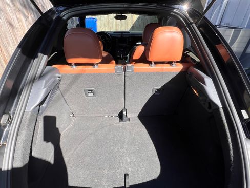 Used 2015 Volkswagen Beetle 1.8T Classic image 11