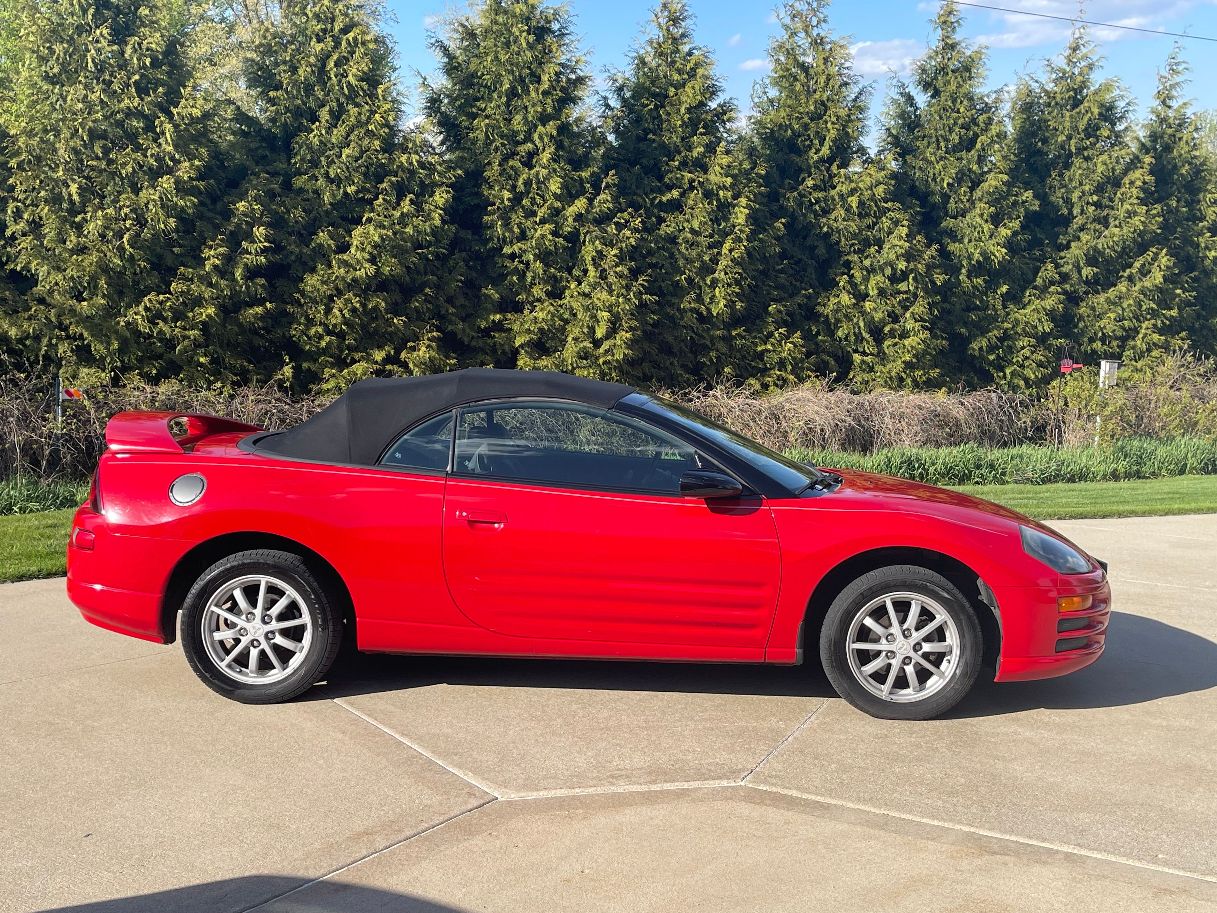 Used 2001 Mitsubishi Eclipse GS FWD image 4