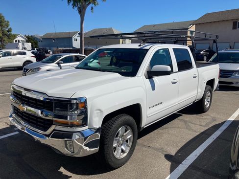 Used 2017 Chevrolet Silverado 1500 LT w/ All Star Edition RWD image 4