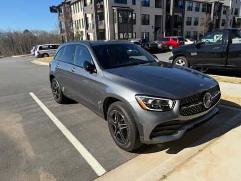 Used 2020 Mercedes-Benz GLC 300 4MATIC image 13
