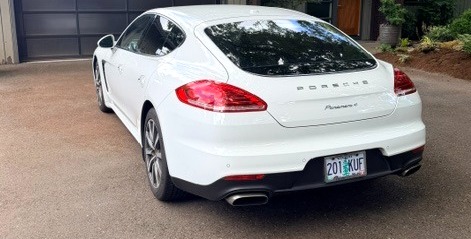 Used 2015 Porsche Panamera 4 AWD/4WD image 4