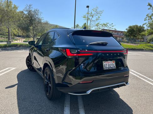 Used 2022 Lexus NX 450h+ F Sport image 5