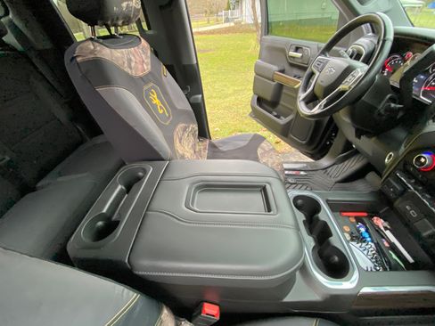 Used 2020 Chevrolet Silverado 1500 RST image 21