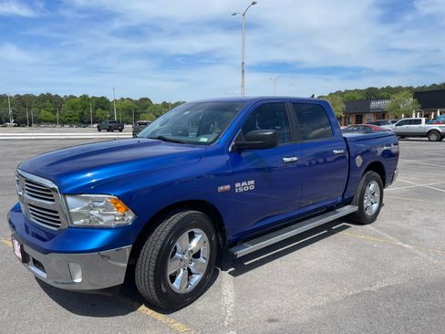 Used 2015 RAM 1500 Big Horn RWD image 1