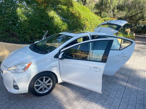Used 2012 Toyota Prius C Four FWD image 12