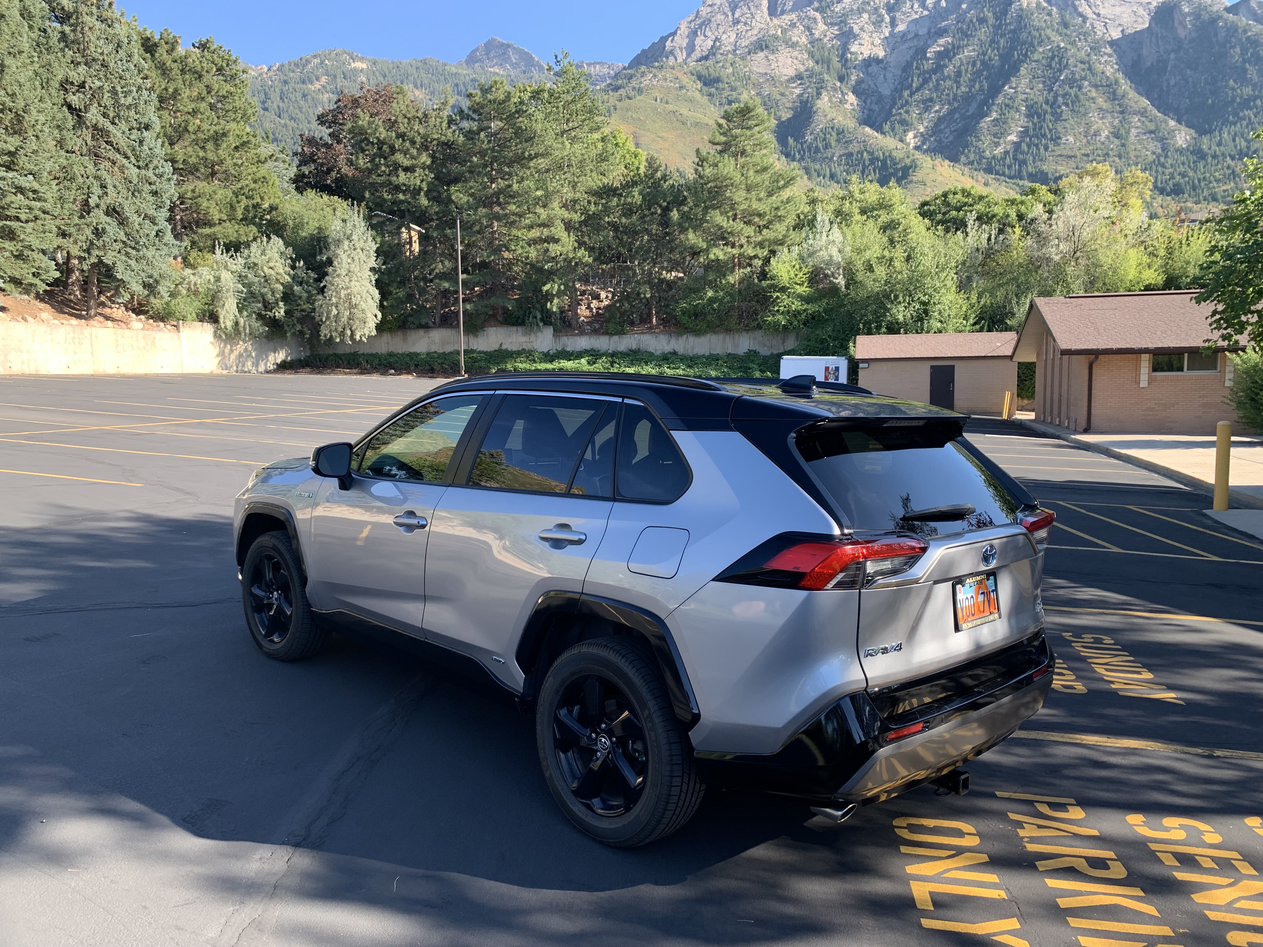 Used 2019 Toyota RAV4 XSE AWD/4WD image 5