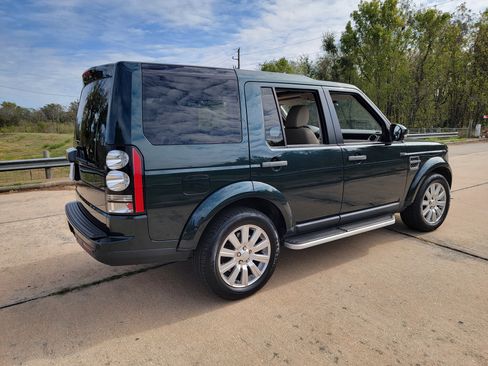 Used 2016 Land Rover LR4 HSE image 4