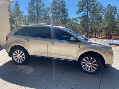 Used 2011 Lincoln MKX Sport Utility 4D w/ 101A Rapid Spec Order Code image 10