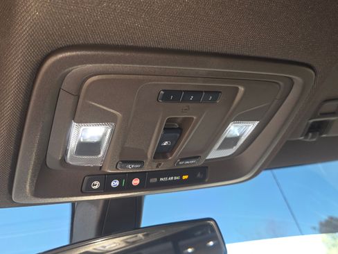 Used 2020 Chevrolet Silverado 1500 LT w/ All-Star Edition image 25