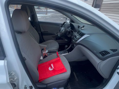 Used 2016 Hyundai Accent SE image 14