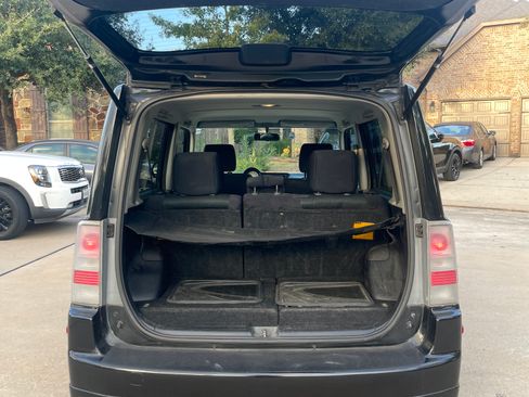 Used 2006 Scion xB image 11