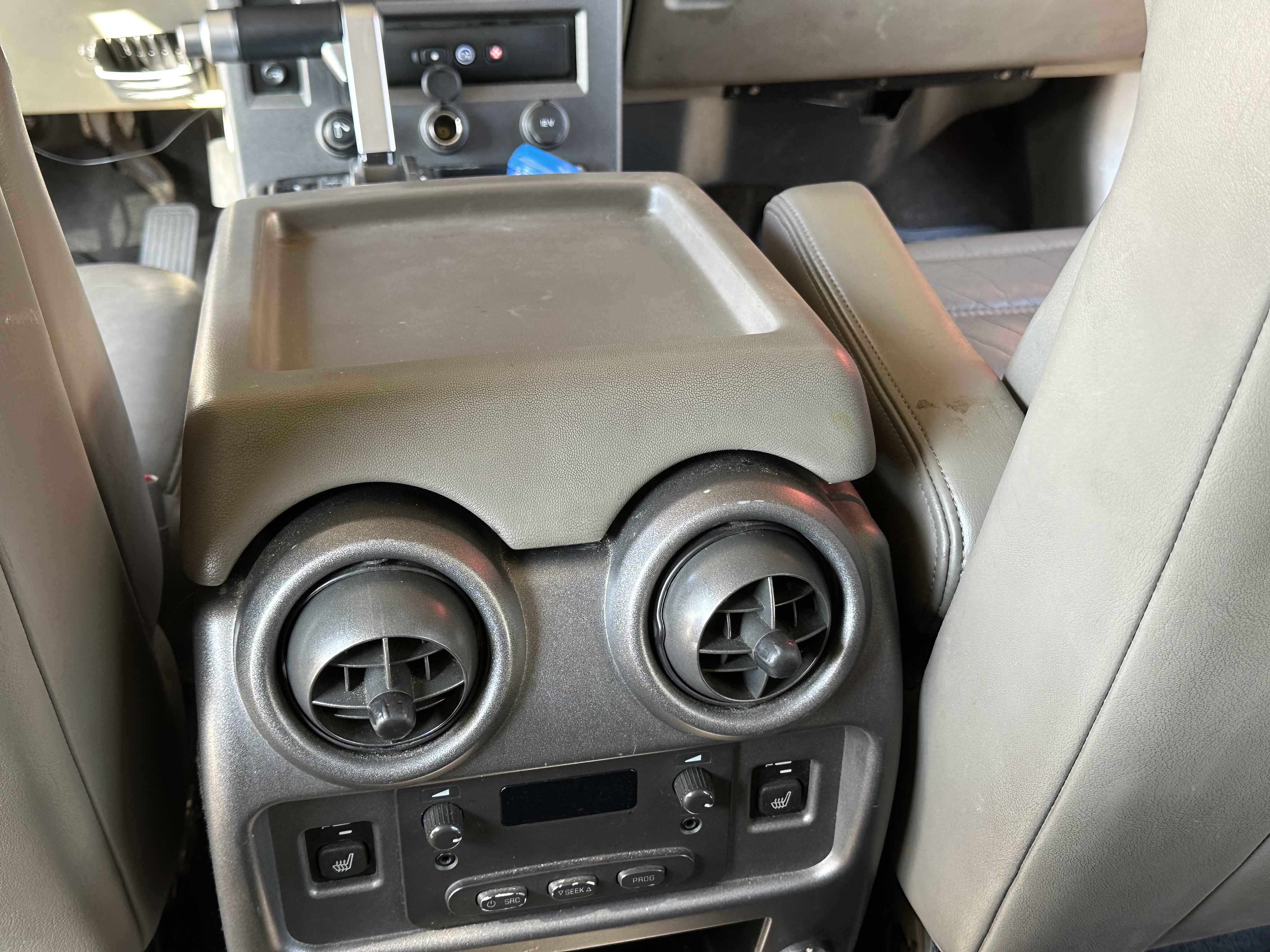 Used 2004 HUMMER H2 AWD/4WD image 8