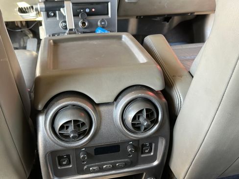 Used 2004 HUMMER H2 image 8