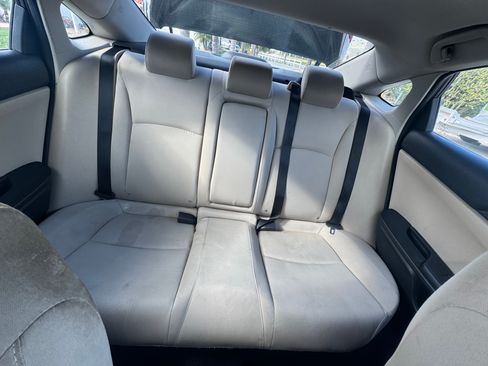 Used 2017 Honda Civic EX image 10