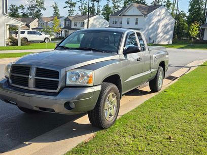 Used 2006 Dodge Dakota SLT