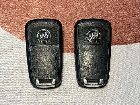 Used 2012 Buick LaCrosse Leather image 8