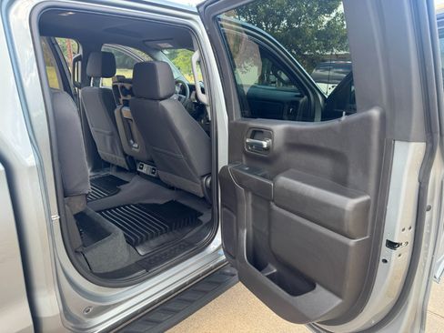 Used 2024 Chevrolet Silverado 1500 Custom Trail Boss w/ LPO, Dark Essentials Package AWD/4WD image 24