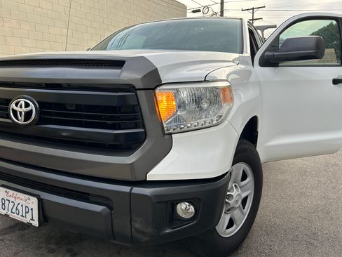 Used 2014 Toyota Tundra SR image 25