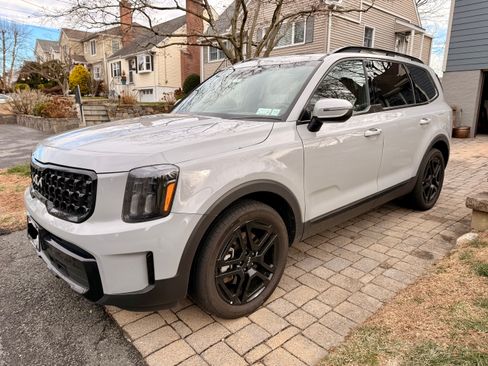 Used 2024 Kia Telluride EX X-Line image 1