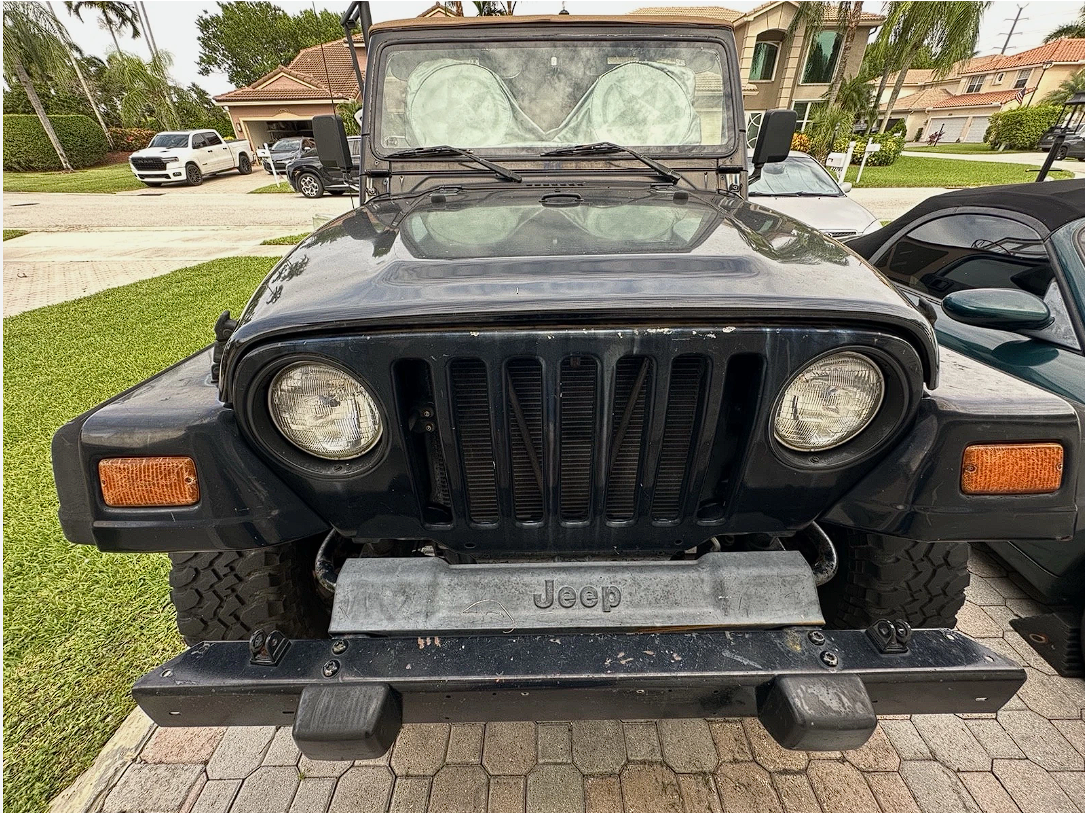 Used 1998 Jeep Wrangler SE AWD/4WD image 4