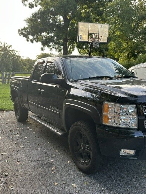 Used 2013 Chevrolet Silverado 1500 LTZ w/ LTZ Plus Package AWD/4WD image 20