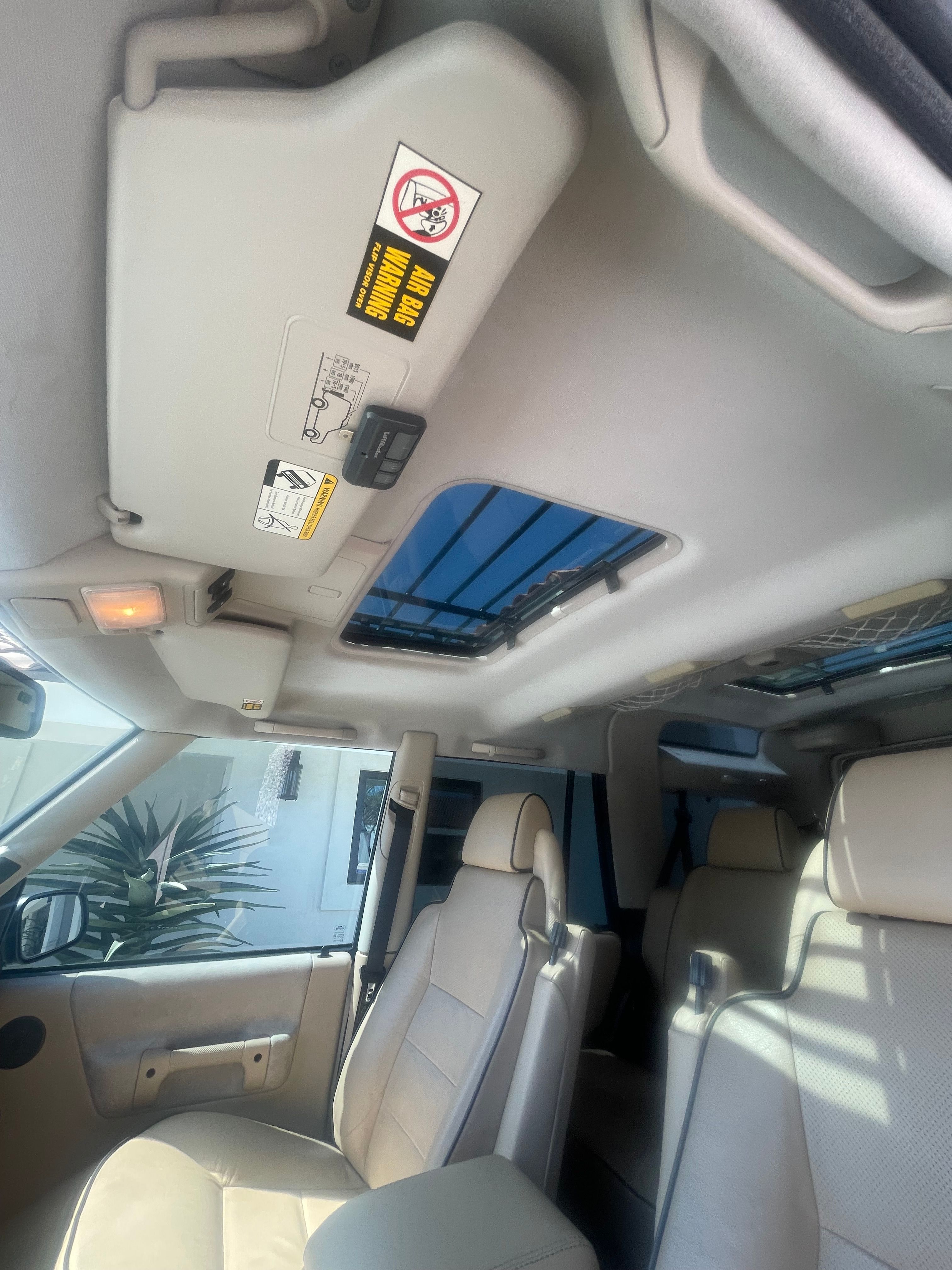 Used 2003 Land Rover Discovery HSE AWD/4WD image 23